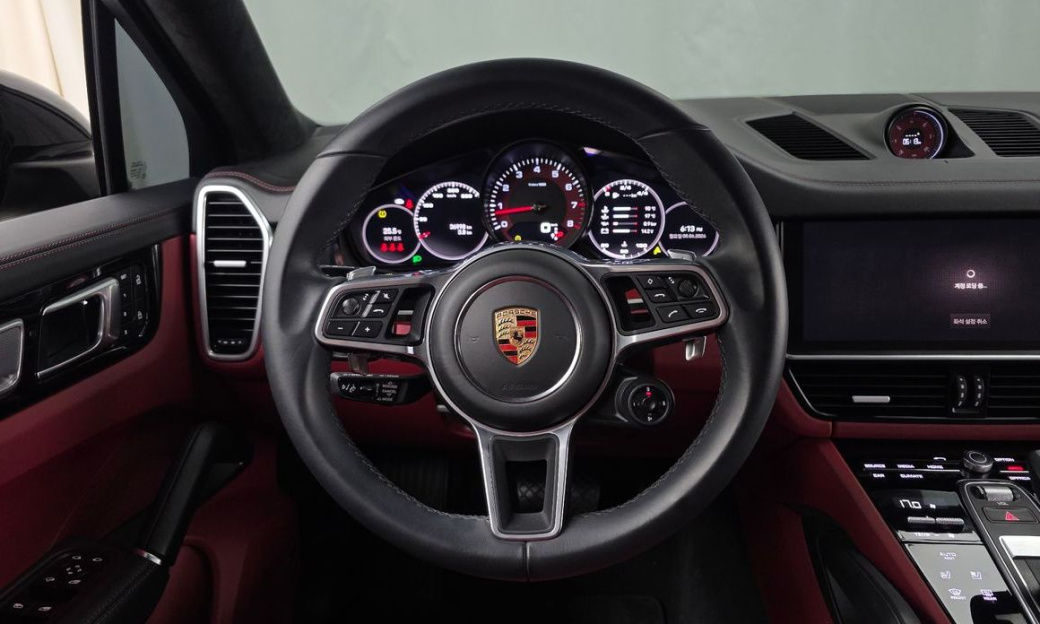 Porsche Cayenne 3.0 COUPE PLATINUM EDITION, 2023