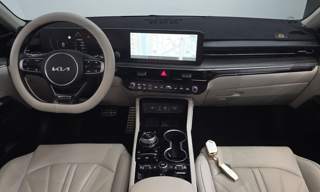 Kia K5 1.6 Turbo, 2024