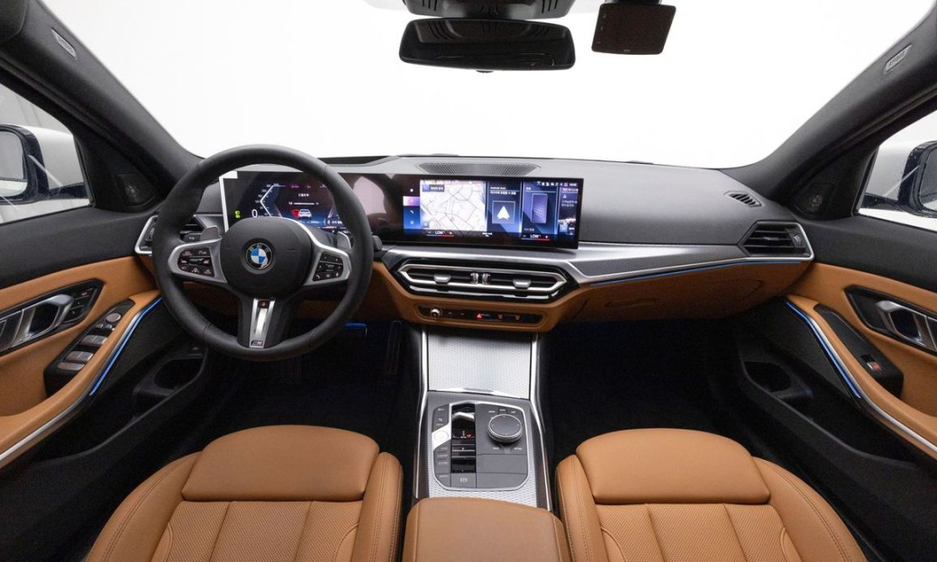 BMW 3-Series 320i M Sport, 2024