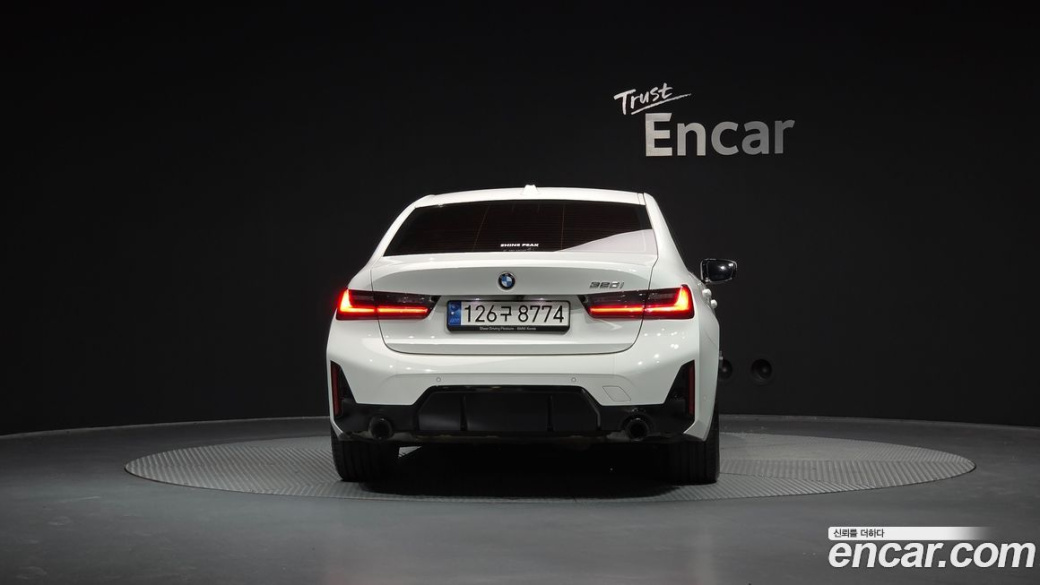 BMW 3-Series 320i M Sport, 2023