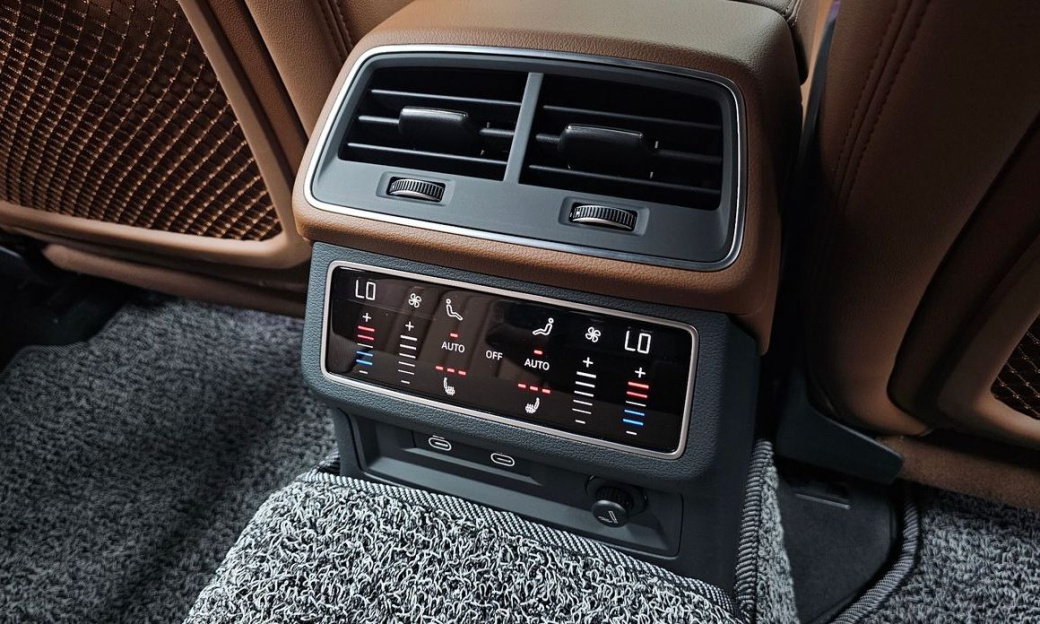 Audi A6 40 TDI Premium, 2022