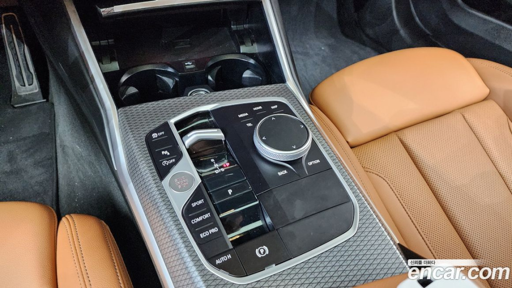 BMW 3-Series 320i M Sport, 2023
