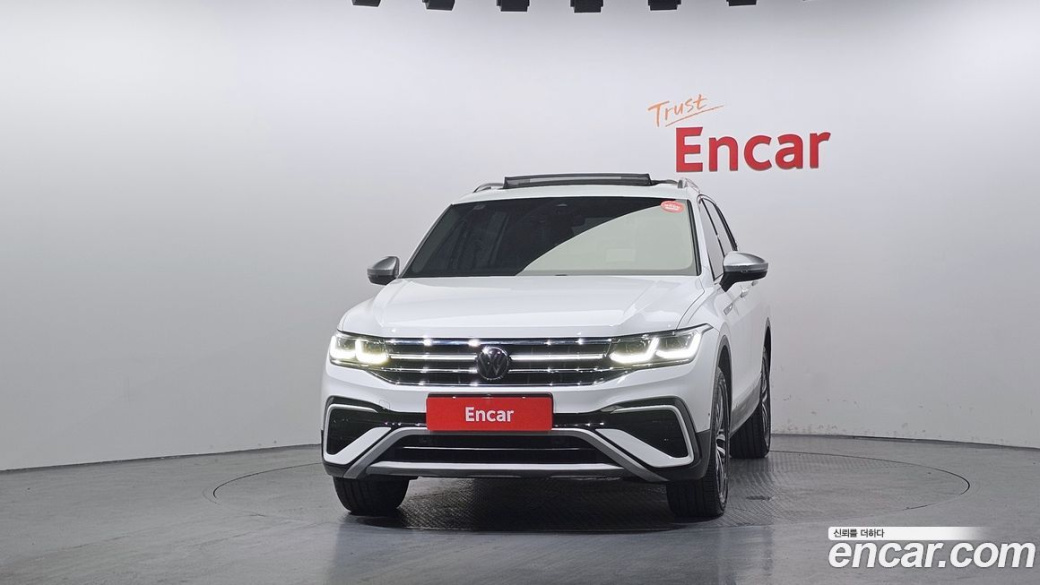 Volkswagen Tiguan 2.0 TSI Prestige, 2023