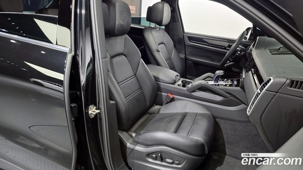 Porsche Cayenne 3.0, 2023