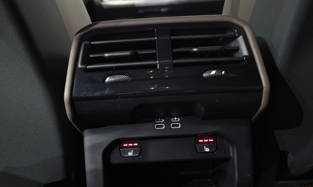 BMW 5-Series 523d M Sport, 2024