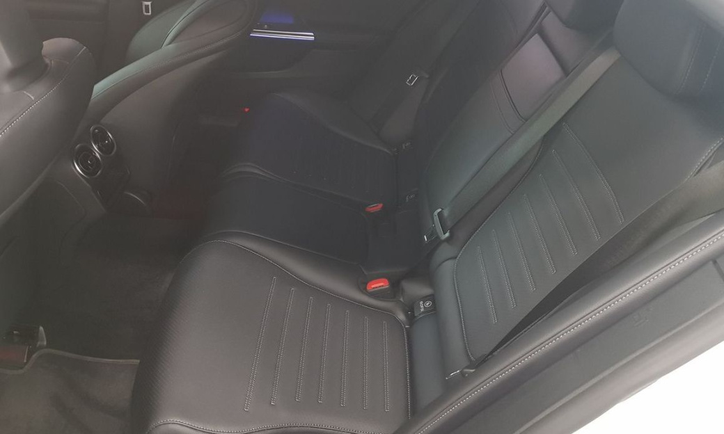 Mercedes-Benz C-Class C300 4MATIC AMG Line, 2023