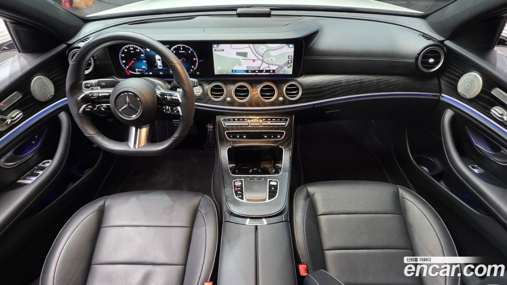 Mercedes-Benz E-Class E220d 4MATIC AMG Line, 2022