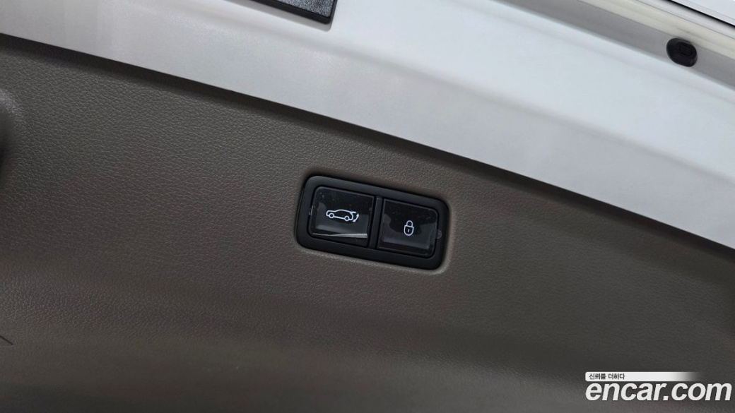 Genesis GV70 2.5T Gasoline 2WD, 2025
