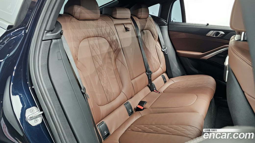 BMW X6 xDrive40i M Sport, 2024