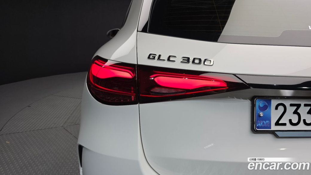 Mercedes-Benz GLC-Class GLC300 4MATIC AMG Line, 2024