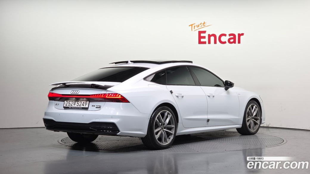 Audi A7 55 TFSI Quattro Premium, 2023