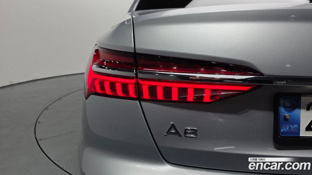 Audi A6 45 TFSI Quattro Premium, 2023