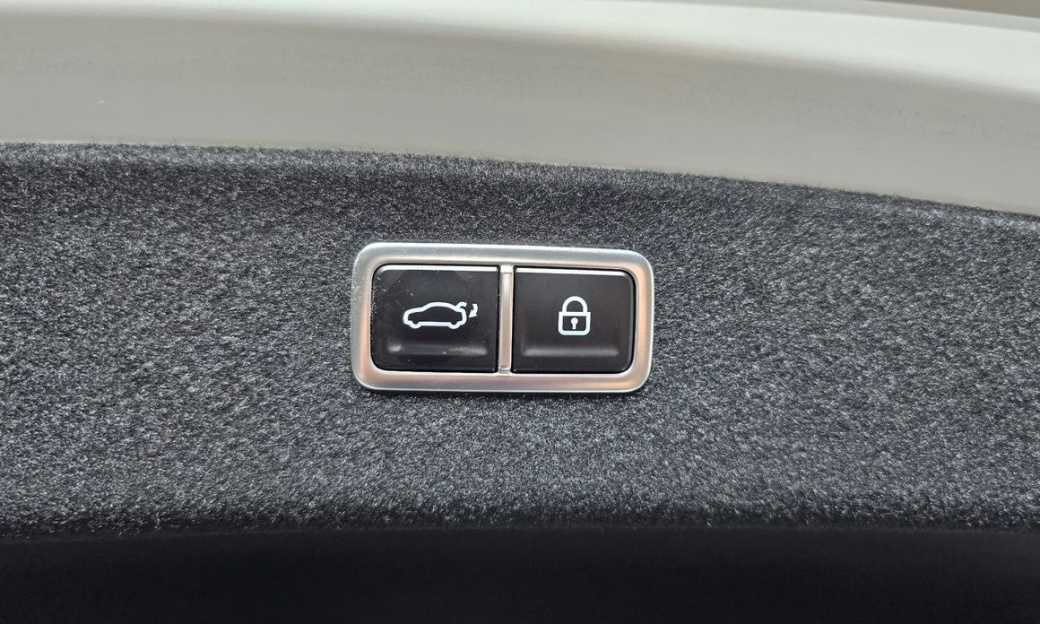 Genesis G80 Gasoline 2.5 Turbo AWD, 2025