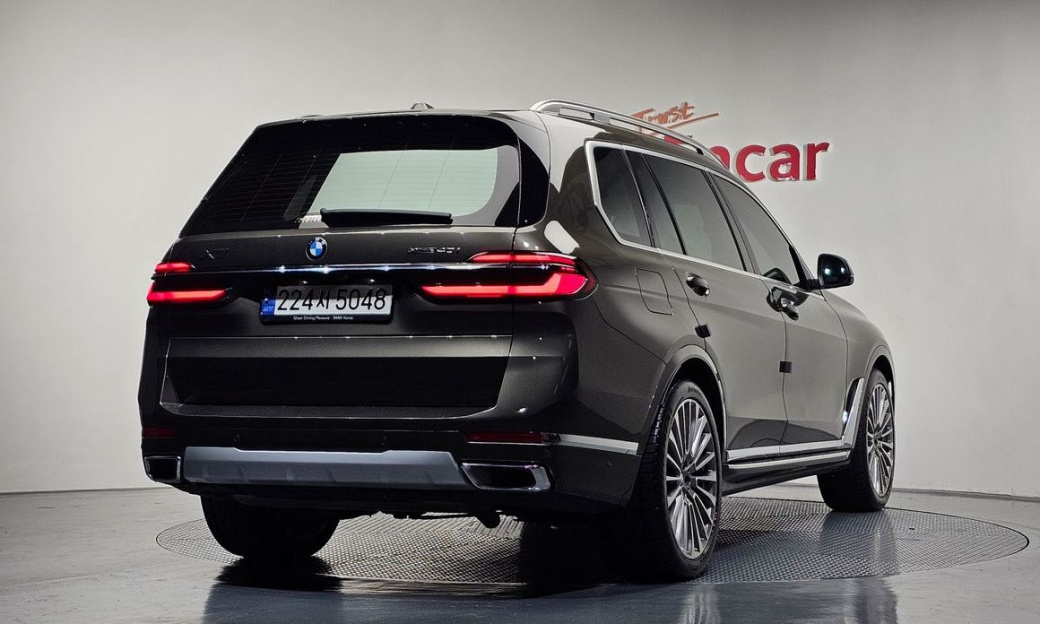 BMW X7 xDrive 40i Design Pure Excellence 6-Seater, 2023