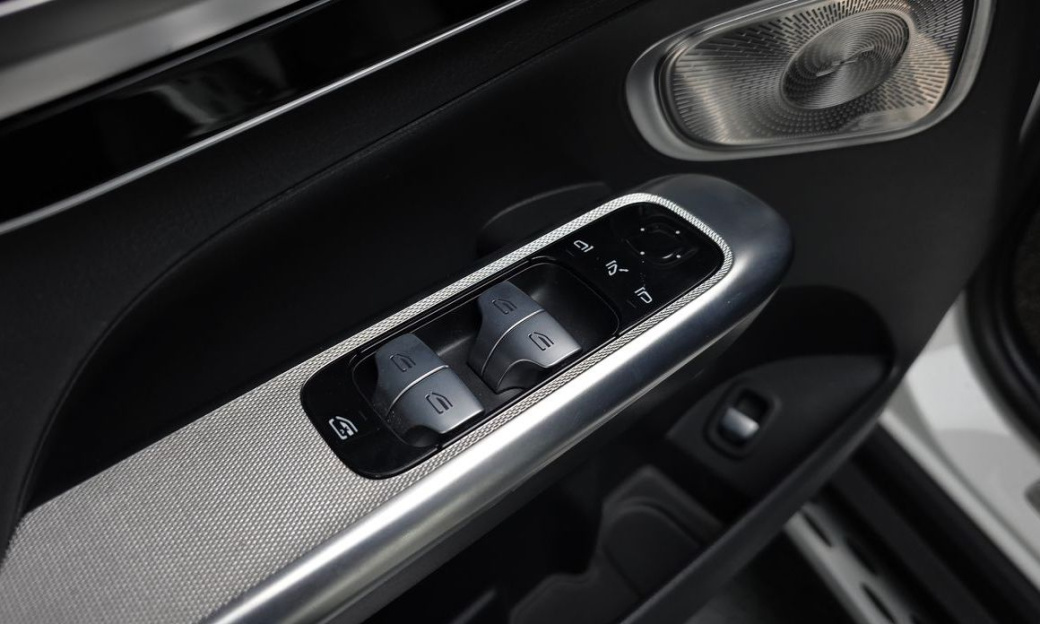 Mercedes-Benz GLC-Class GLC300 4MATIC AMG Line, 2024