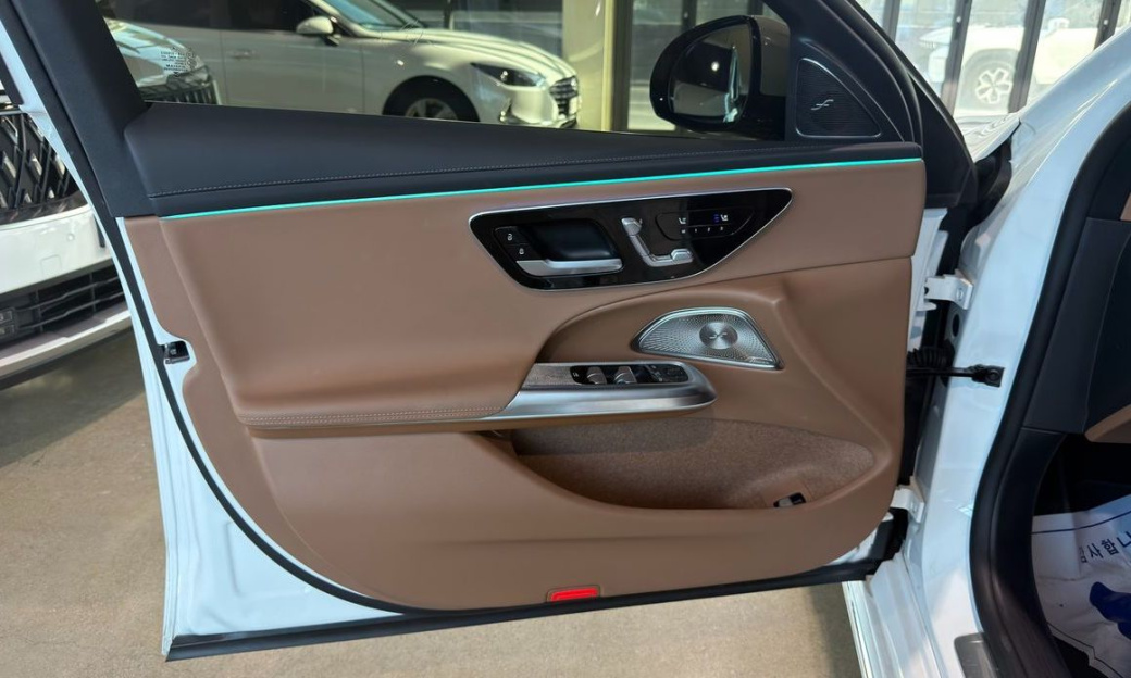 Mercedes-Benz E-Class E450 4MATIC, 2024