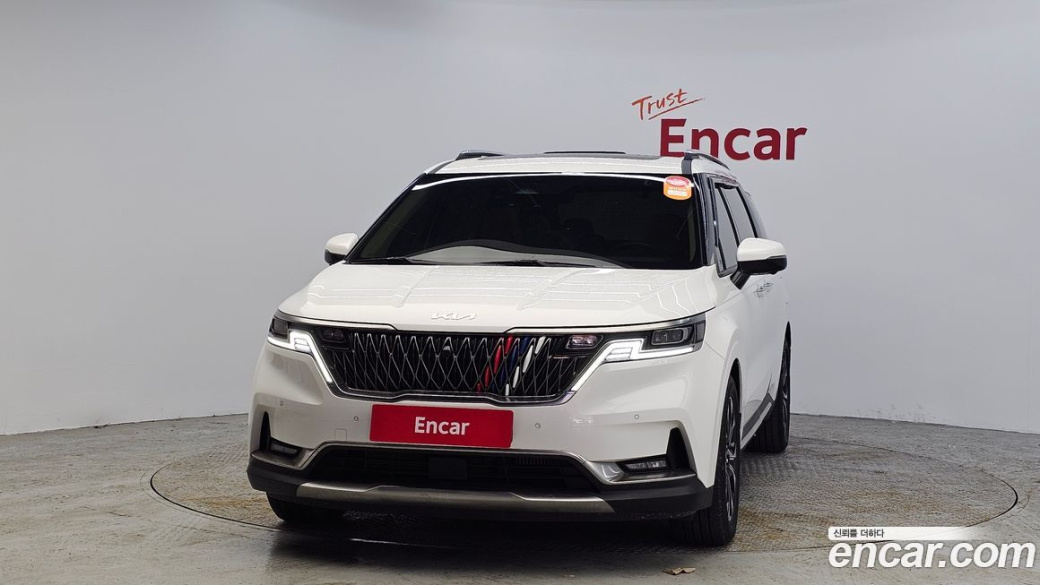 Kia Carnival 9-Seater Signature, 2023
