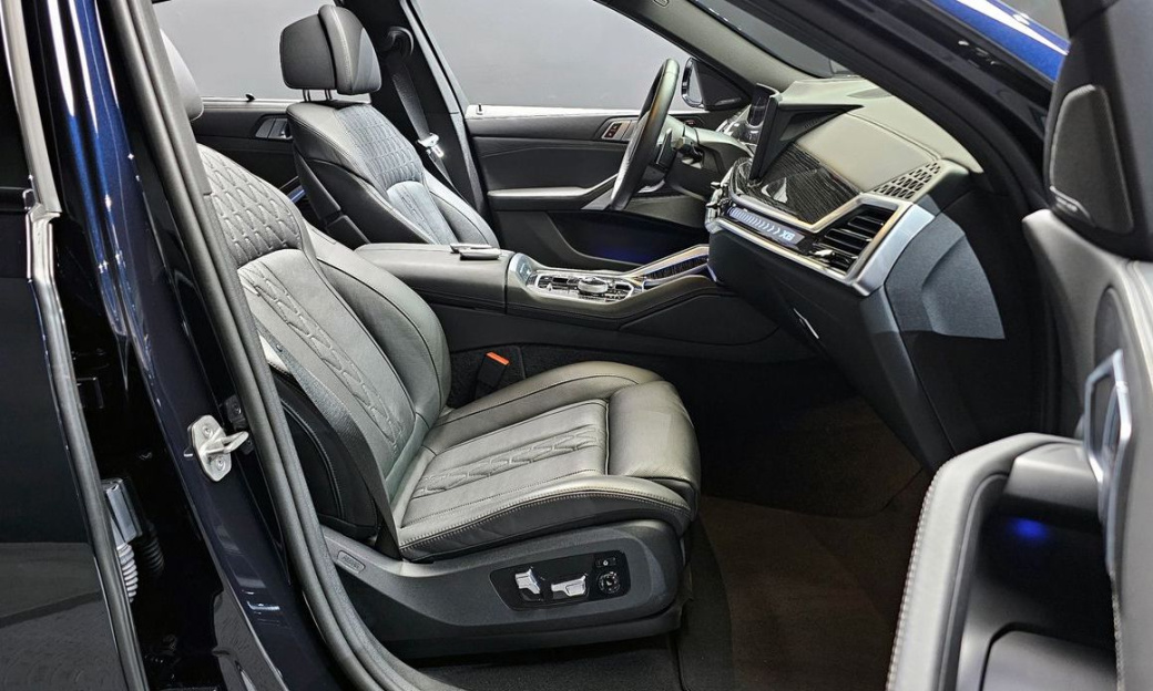 BMW X6 xDrive40i M Sport, 2024