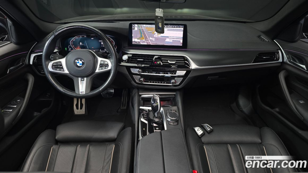 BMW 5-Series 520i M Sport, 2023