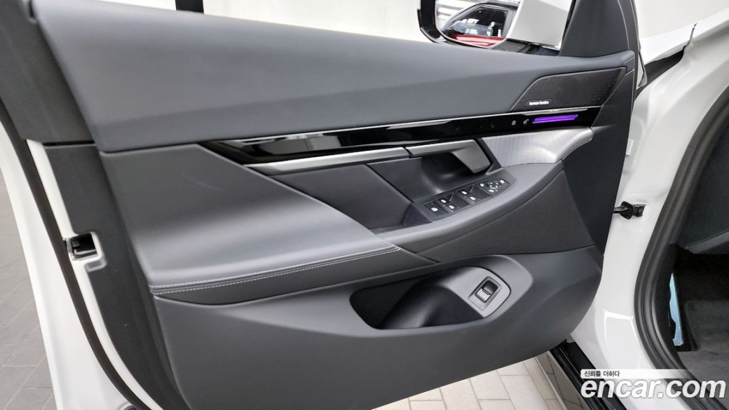 BMW 5-Series 520i M Sport, 2024