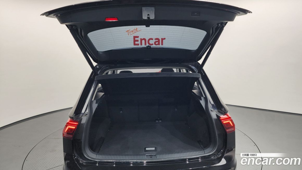 Volkswagen Tiguan 2.0 TDI Prestige, 2023