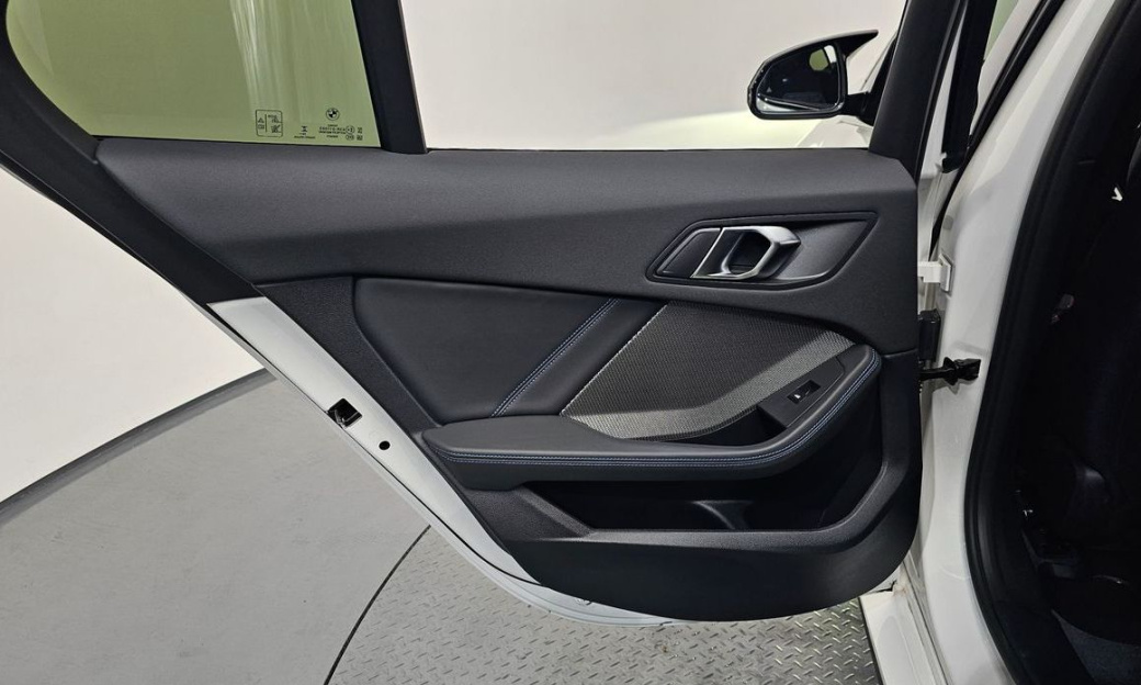 BMW 1-Series M135 xDrive, 2025