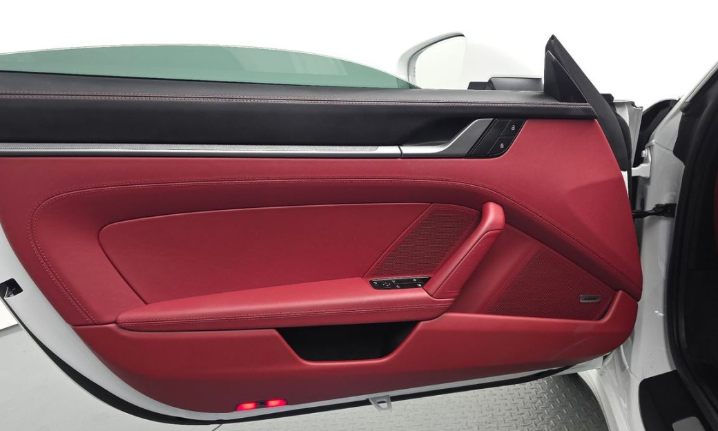 Porsche 911 Carrera S, 2024