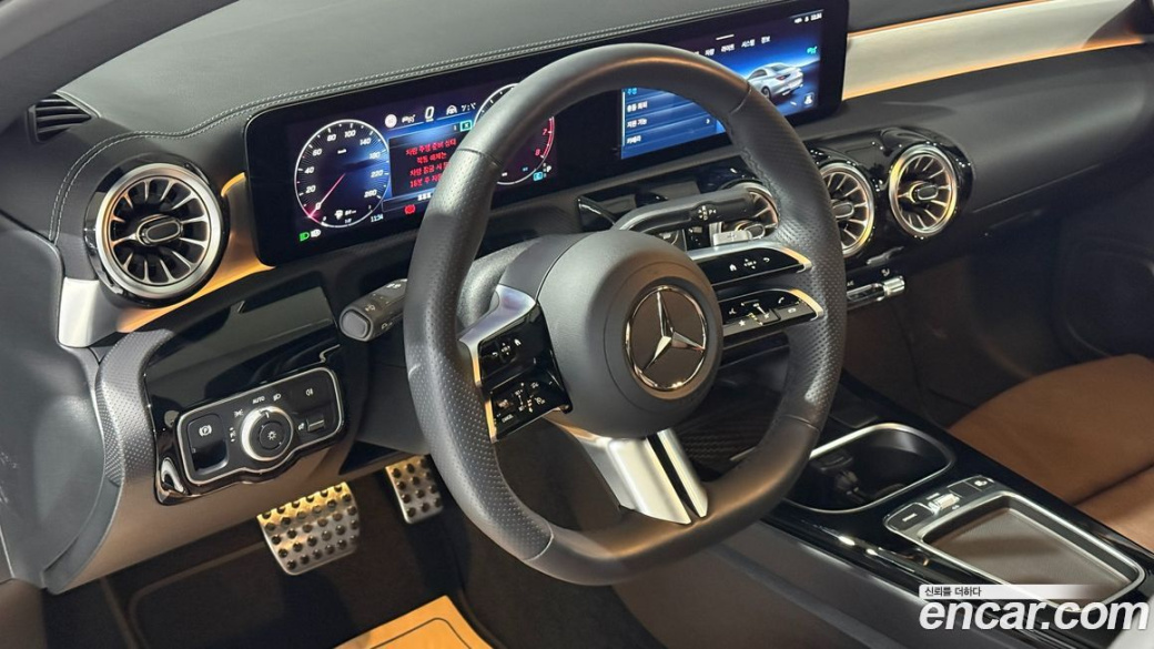 Mercedes-Benz CLA-Class CLA250 4MATIC, 2025