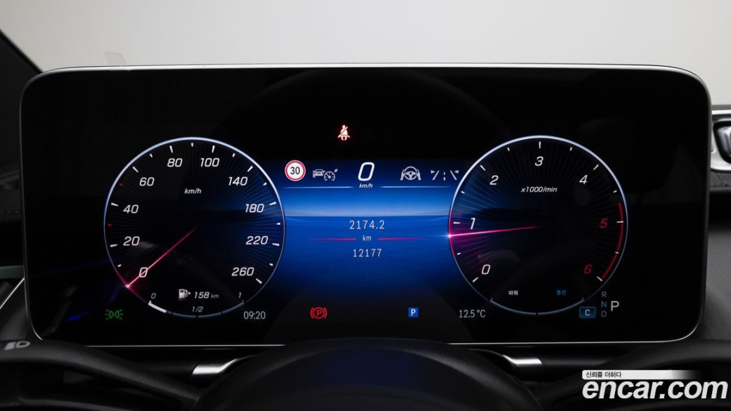 Mercedes-Benz S-Class S350 d 4MATIC, 2025