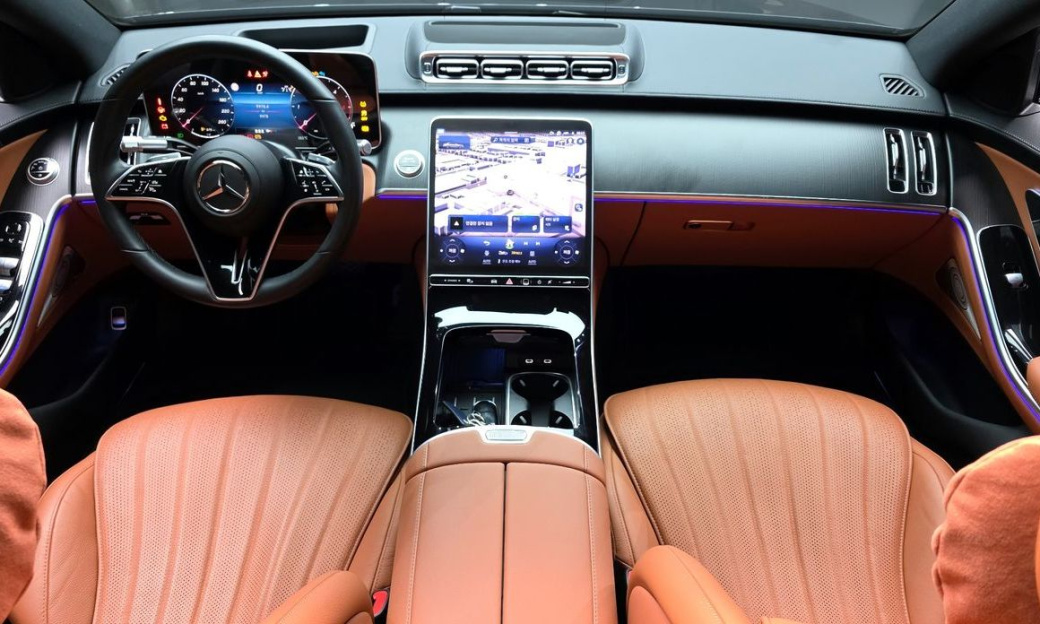 Mercedes-Benz S-Class S350 d 4MATIC, 2025