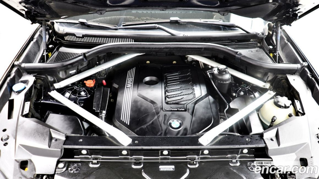 BMW X5 xDrive 40i M Sport, 2022