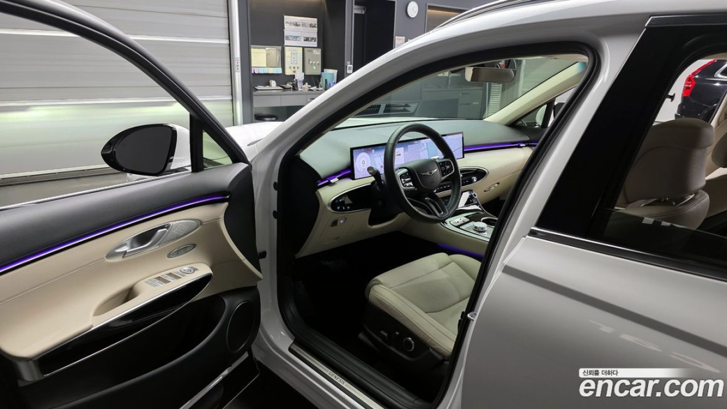 Genesis GV70 2.5T Gasoline 2WD, 2025
