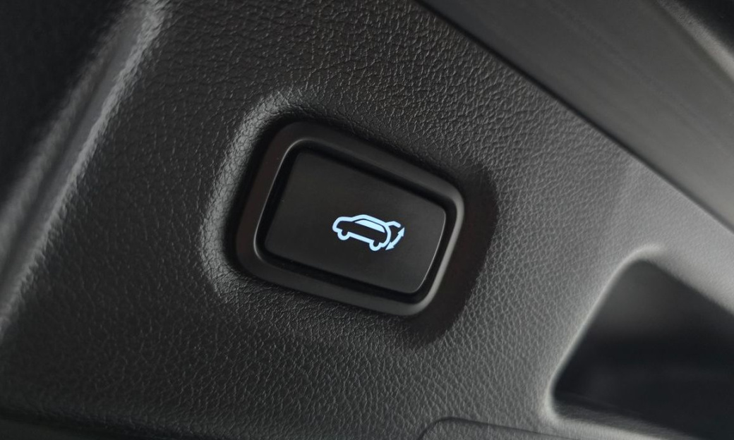 Hyundai Santafe Gasoline 2.5T 4WD, 2023