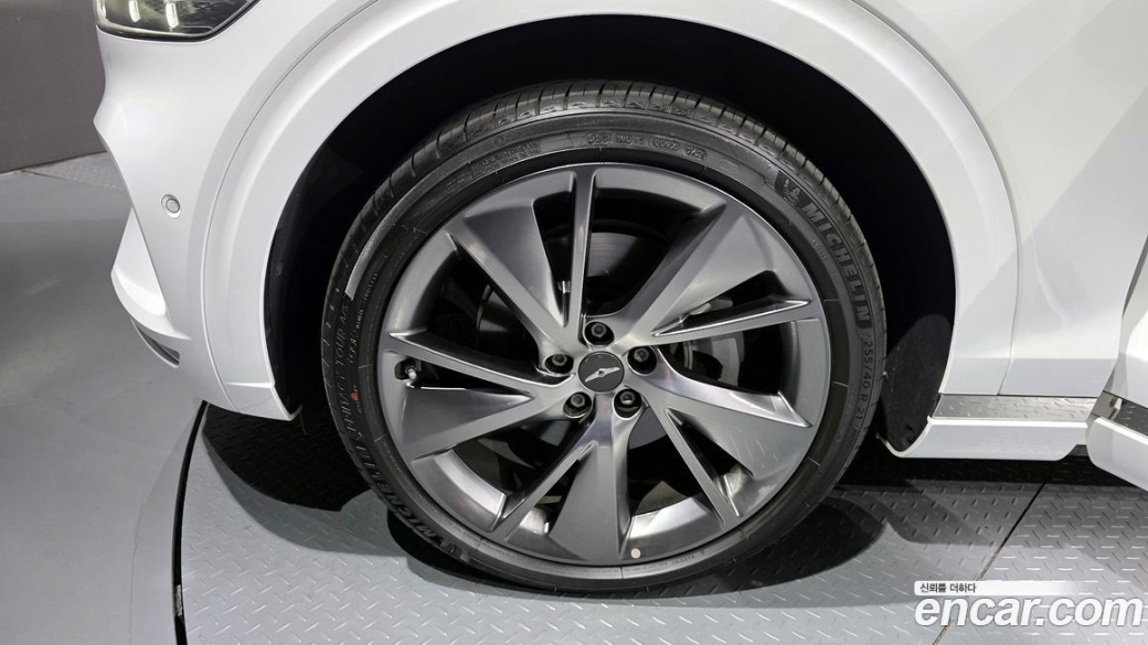 Genesis GV70 2.5T Gasoline 2WD, 2021