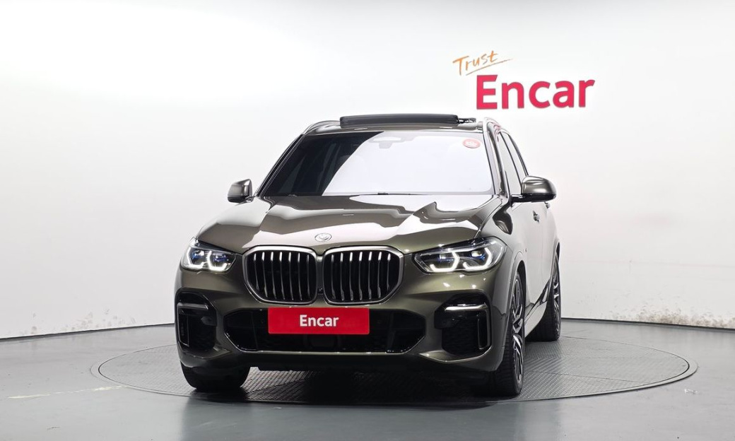 BMW X5 M50i, 2023