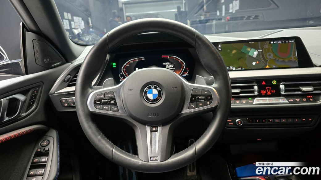 BMW 2-Series 220i M Sports, 2024