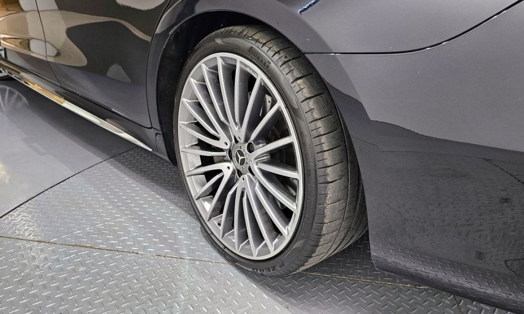 Mercedes-Benz S-Class S500L 4MATIC, 2024