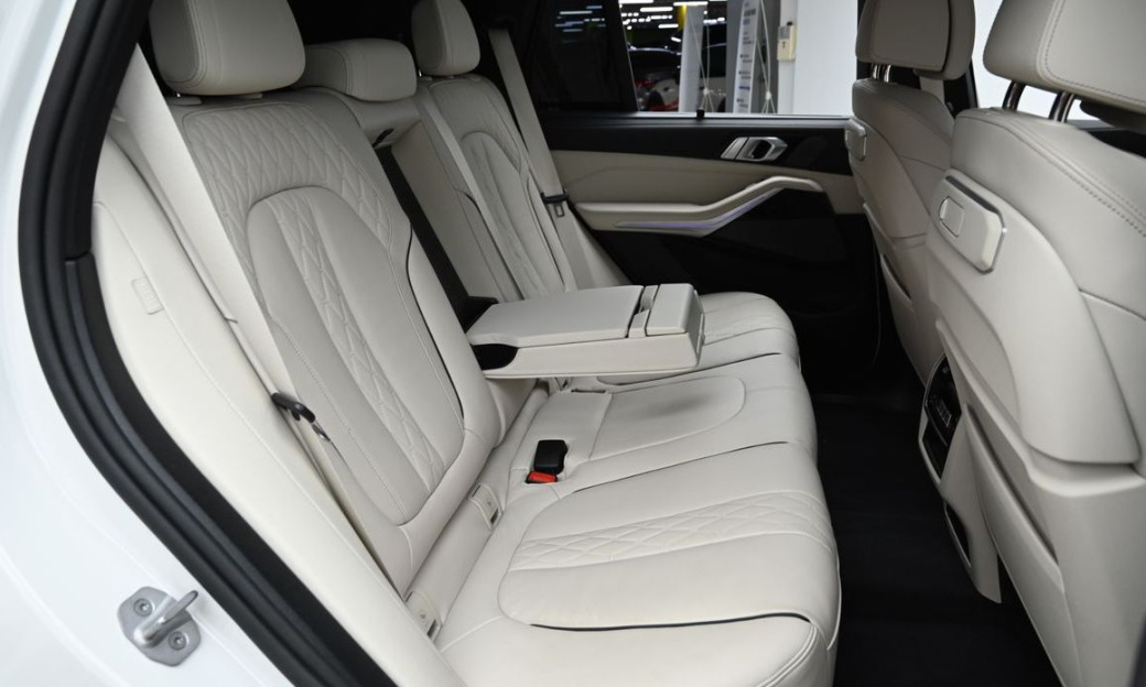 BMW X5 xDrive 40i M Sport, 2025