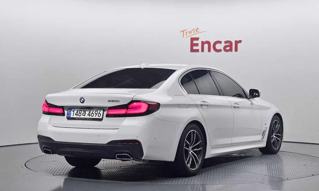 BMW 5-Series 520i M Sport, 2023