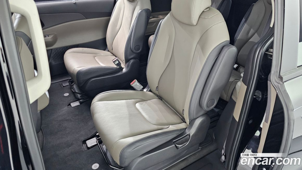 Kia Carnival 9-Seater Noblesse, 2025