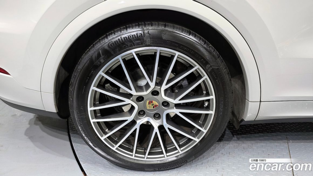 Porsche Cayenne 3.0, 2023