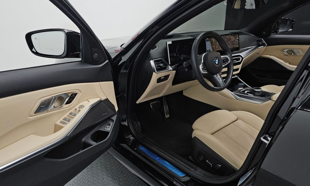 BMW 3-Series 320i M Sport, 2024