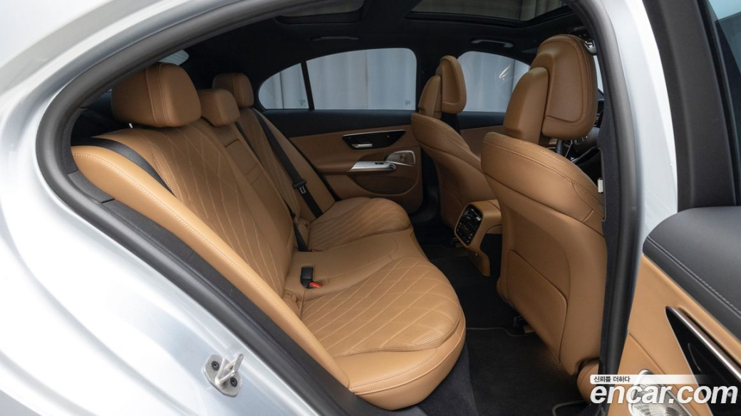 Mercedes-Benz E-Class E450 4MATIC Exclusive, 2024