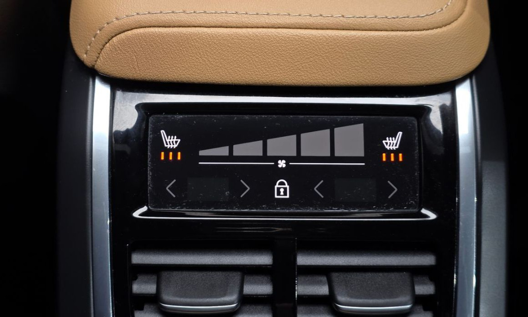 Volvo S60 B5 Ultra Bright, 2025