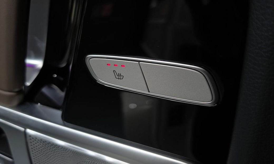 Mercedes-Benz G-Class G400d, 2023