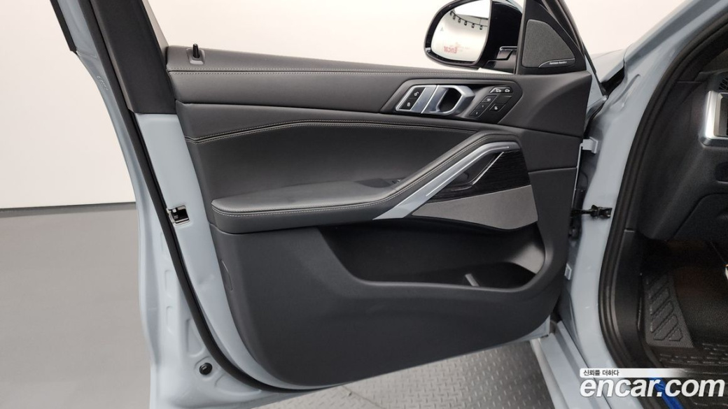 BMW X6 xDrive40i M Sport, 2024