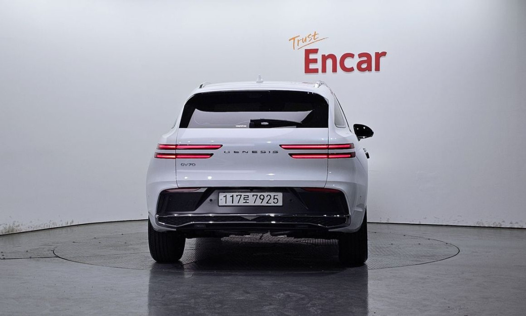 Genesis GV70 2.5T Gasoline 2WD, 2025