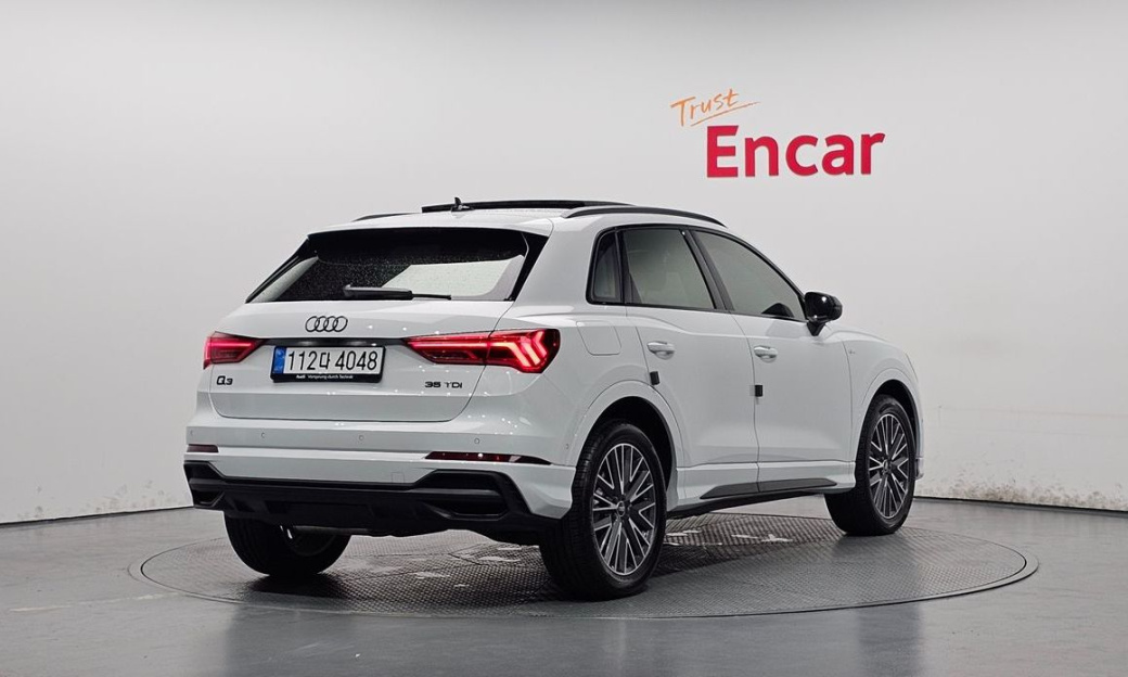 Audi Q3 35 TDI Premium, 2025