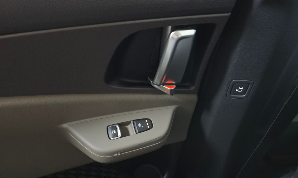 Kia Carnival 9-Seater Noblesse, 2025