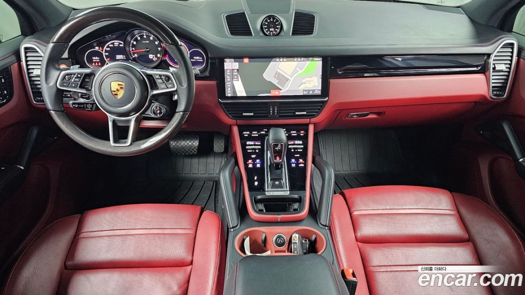 Porsche Cayenne 3.0, 2021